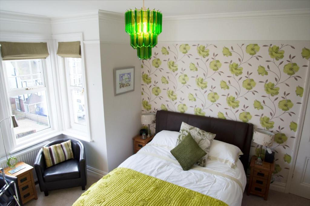 Number 97 Hotel Hastings Room photo